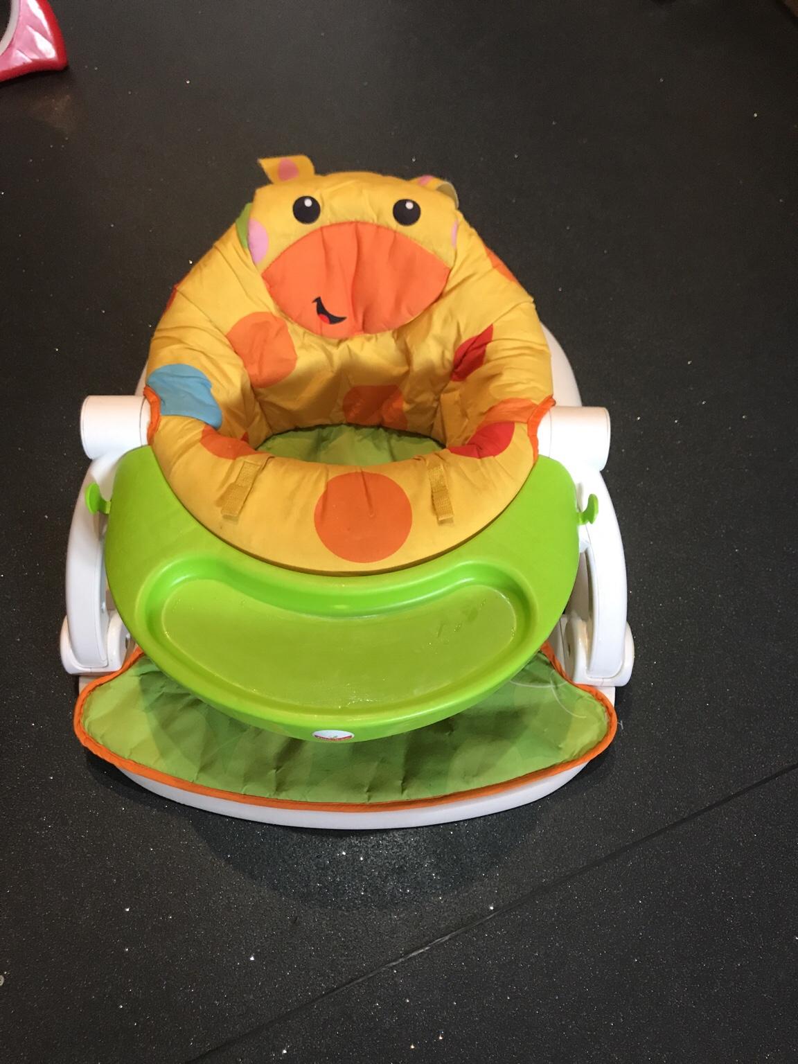 Fisher price sit me up chair in B78 North Warwickshire für 6,00 £ zum