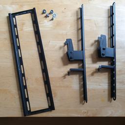 hi I'm selling a TV bracket holds upto a 42" tv, it's in excellent condition.