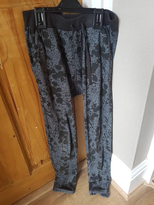 Buy & Sell Leicestershire Charnwood - Photos for GIRLS LOOSE TROUSERS AGE 9-10 YRS