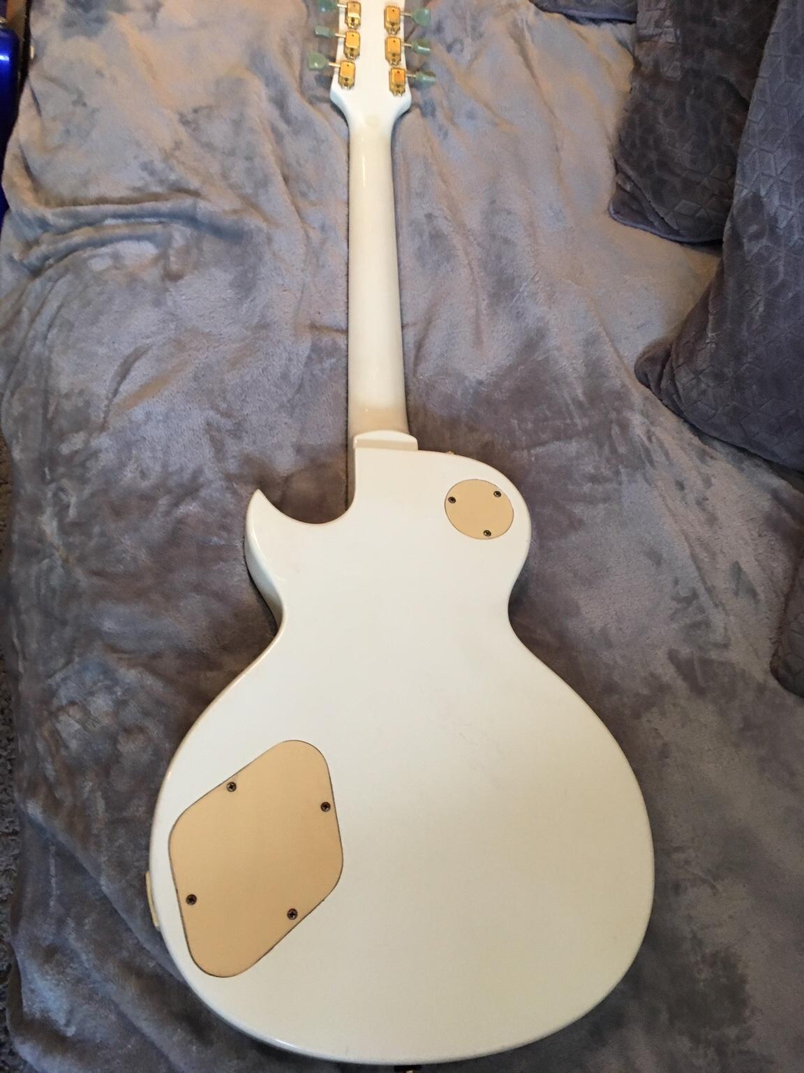 Tanglewood Tse - 505 White Electric Guitar In Br2 London For £35.00 For 