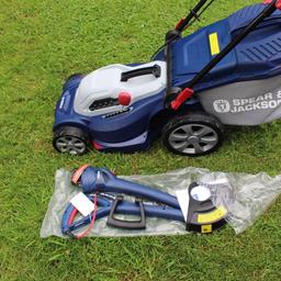 If you like striped lawns with manicured edges, this electric twin pack is all you need.
    1400 watt electric rotary motor.
    Steel blade.
    34cm blade width.
    Cutting heights ranging from 2cm - 7cm.
