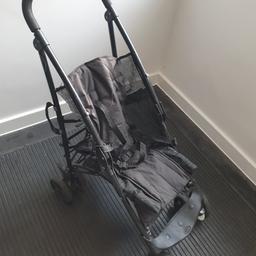 Simple Graco pushchair in used condition. Ideal as a holiday stroller.