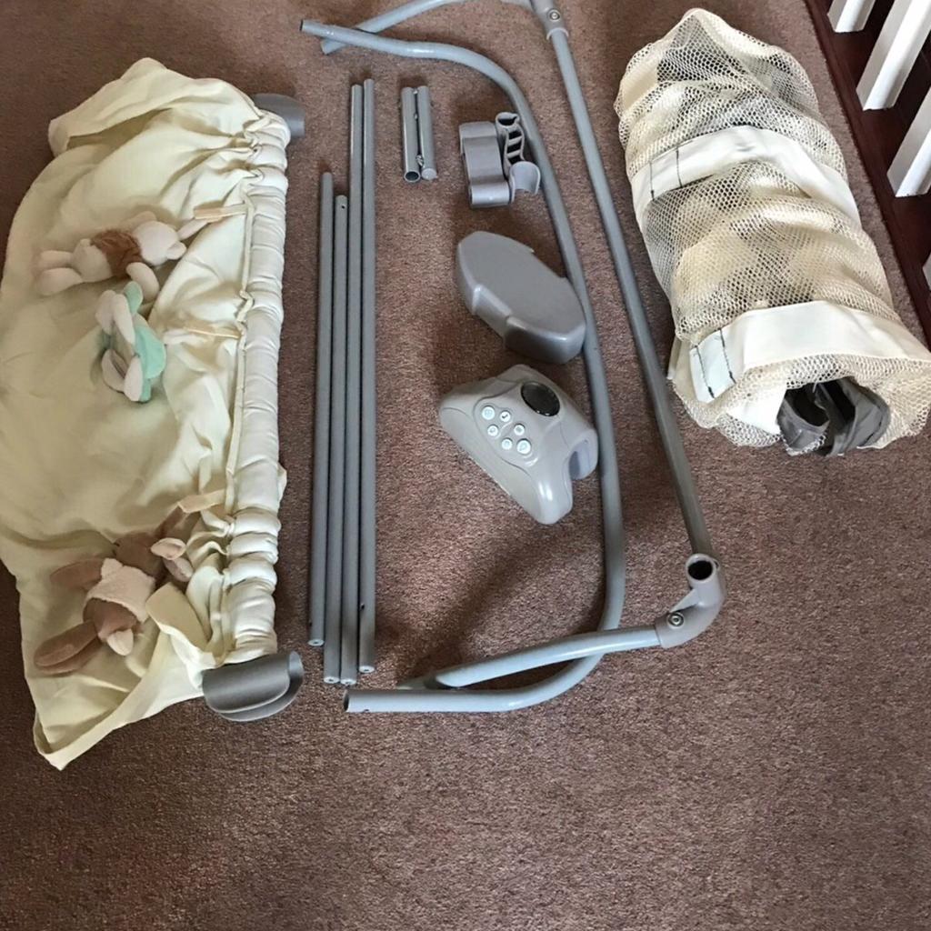 Graco ‘I love my bear’ travel cot & extras! in DY10 Wyre Forest for £30