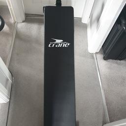 Brand:Crane
Dimensions:49-59 x 32 x123-130cm approx.
Material:Powder coated steel, Wood, PU, Foam
Maximum Weight:100kg

103 x 25cm approx. board area

Foam padded leg cushion

Folds flat for storage

Padded backrest for comfort and support

Adjustable incline height for hard workouts

Steel frame