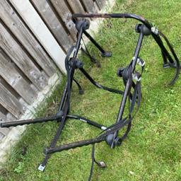 Selling a bike rack which is now surplus to requirements. I think one of the plastic bits is missing but it’s a long time since I used it to be honest. General wear and tear as can see from the pics. But doesn’t affect use. For more pics please ask.