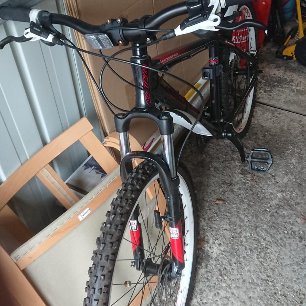 CARRERA VENGEANCE MOUNTAIN BIKE 24 SPEED 26