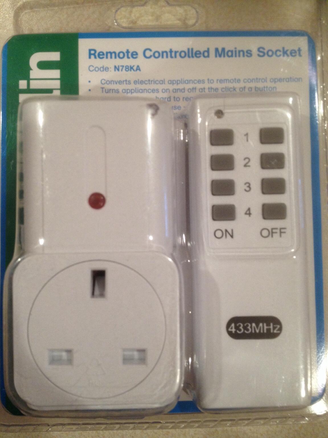 Remote controlled mains socket in Braintree für 15,00 £ zum Verkauf ...