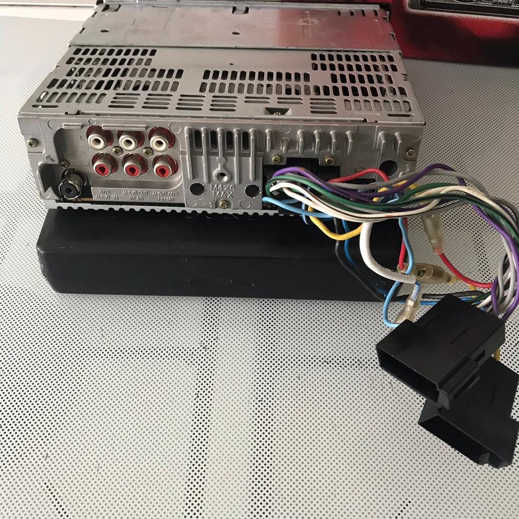 SONY MINIDISC CAR STEREO MDX CA580 in S62 Rotherham for £40.00 for sale