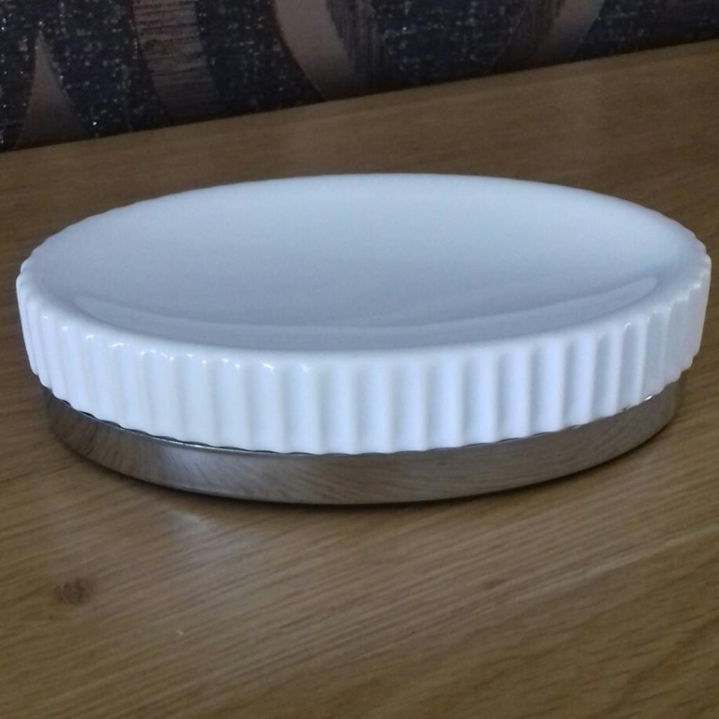 DESIGNER TK MAXX BATHROOM ACCESSORIES in L35 Helens für 5,50 £ zum