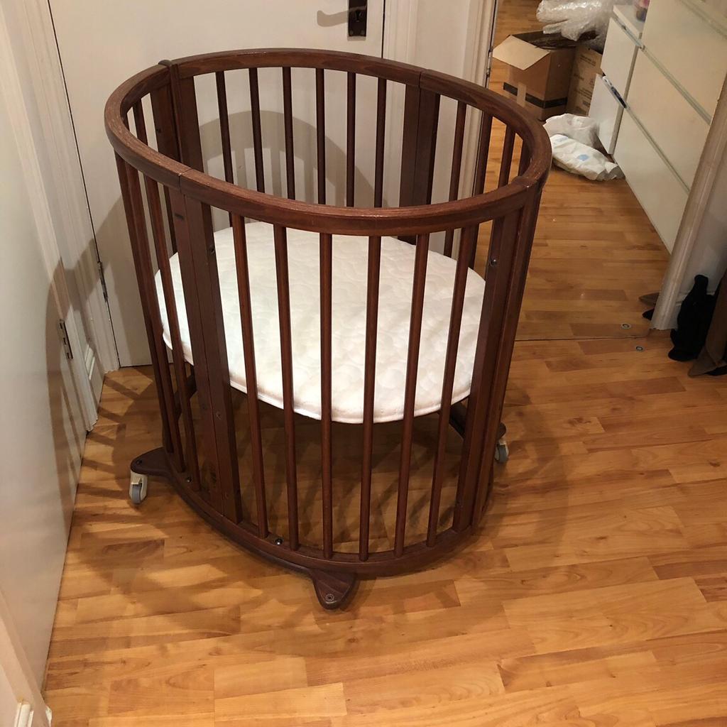 Stokke sleepi clearance mini walnut