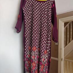 A lovely 3 piece Salwar Kameez in the colour Dark Purple with embroidery and stone work of floral designs.  Material is Georgette. Has been worn a couple of times, there are a few visible signs of wear and tear but nothing major that cannot be amended and restitched. 

Meet local and cash only.