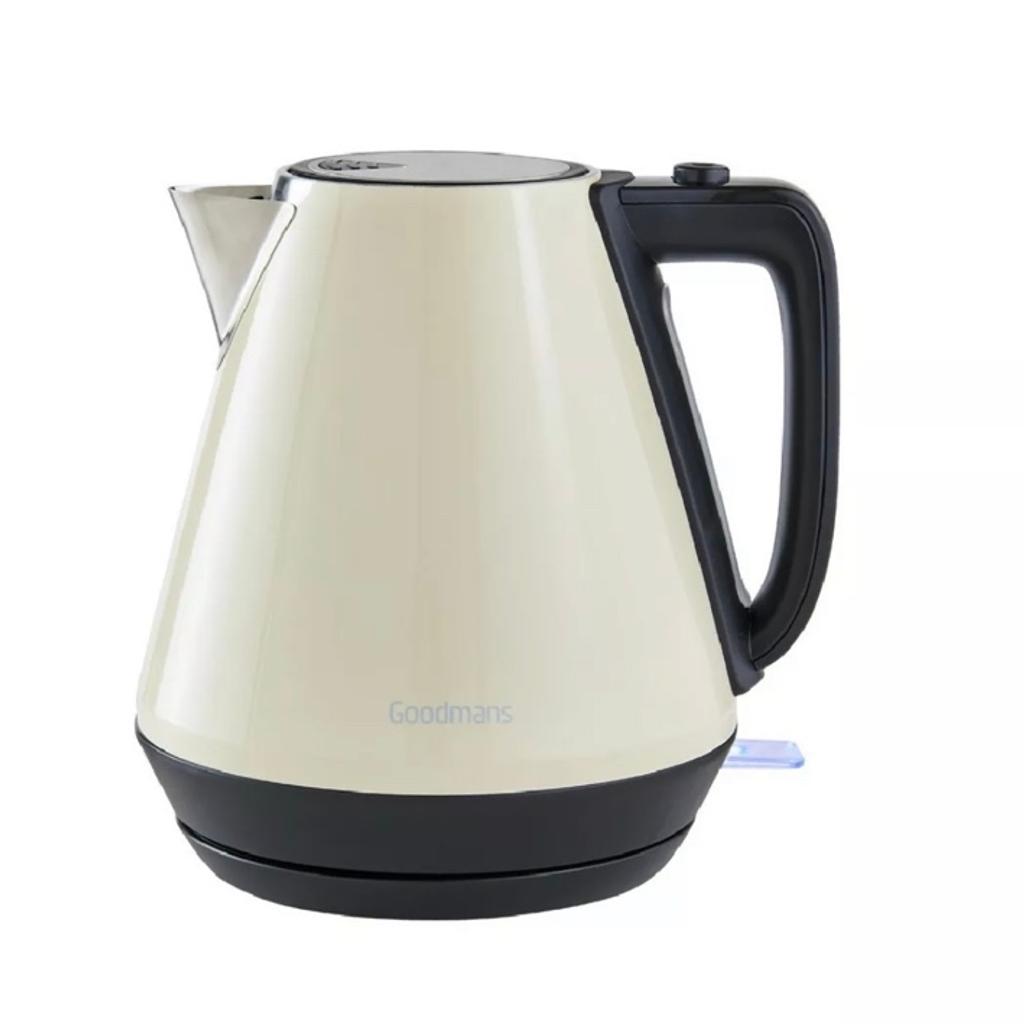 Goodmans cream microwave, toaster and kettle in NN9 Northamptonshire