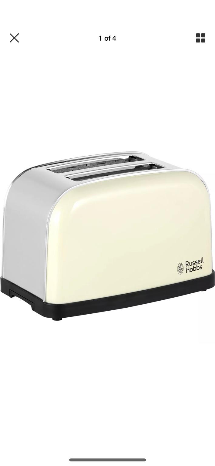 Goodmans cream microwave, toaster and kettle in NN9 Northamptonshire