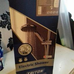 Elecric shower complete new in box Triton 8.5 KW