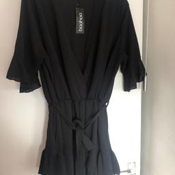 Brand new with tags black playsuit from boohoo, too big for me. 
Size 20