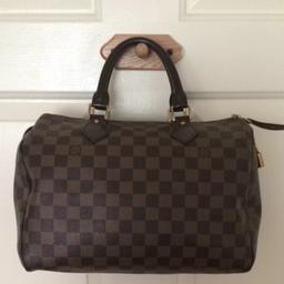 Louis vuitton speedy 30(rep) selling due to not using it I paid £60 I've used it once no marks no scratches collection only open to offers