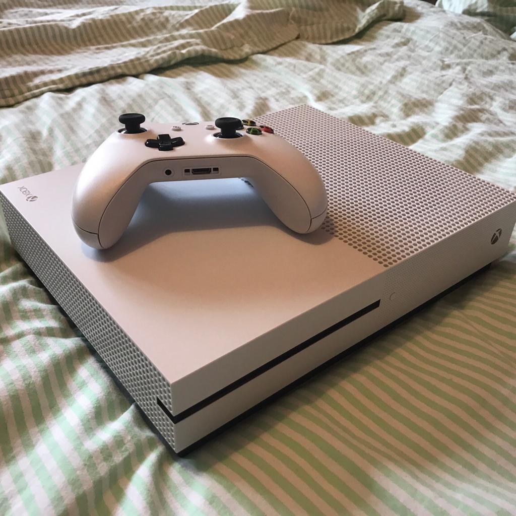 XBOX ONE S 1 TB Neuwertig in 80687 München für € 160,00 zum Verkauf ...