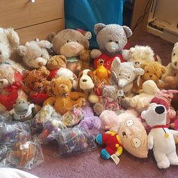 35 items in total includes 2 family guy plush teddies and 9 x 2002 and 2003 McDonald's toys still in packets 

Collection only Friar Park Wednesbury