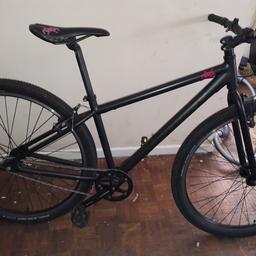 hi im selling my vitus mountain bike in good condition one cog no gears both brakes work 60ono