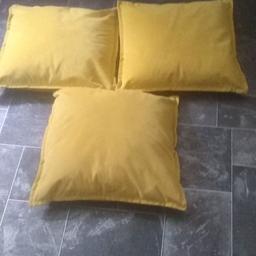 3 tier mustard light shade and 3 mustard cushions in perfect condition collection ls12 pet free smoke free home