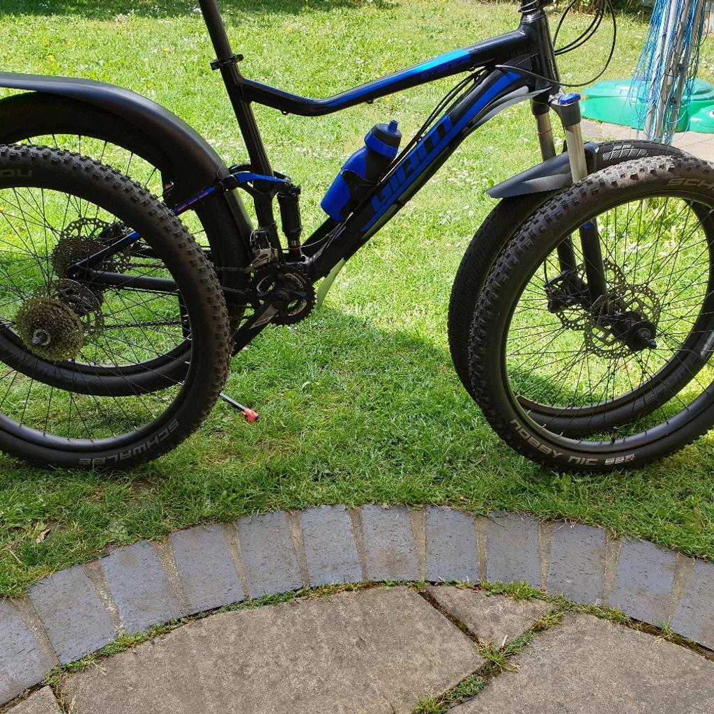 Giant stance 2017 size L many extras in Runnymede for 800.00 for