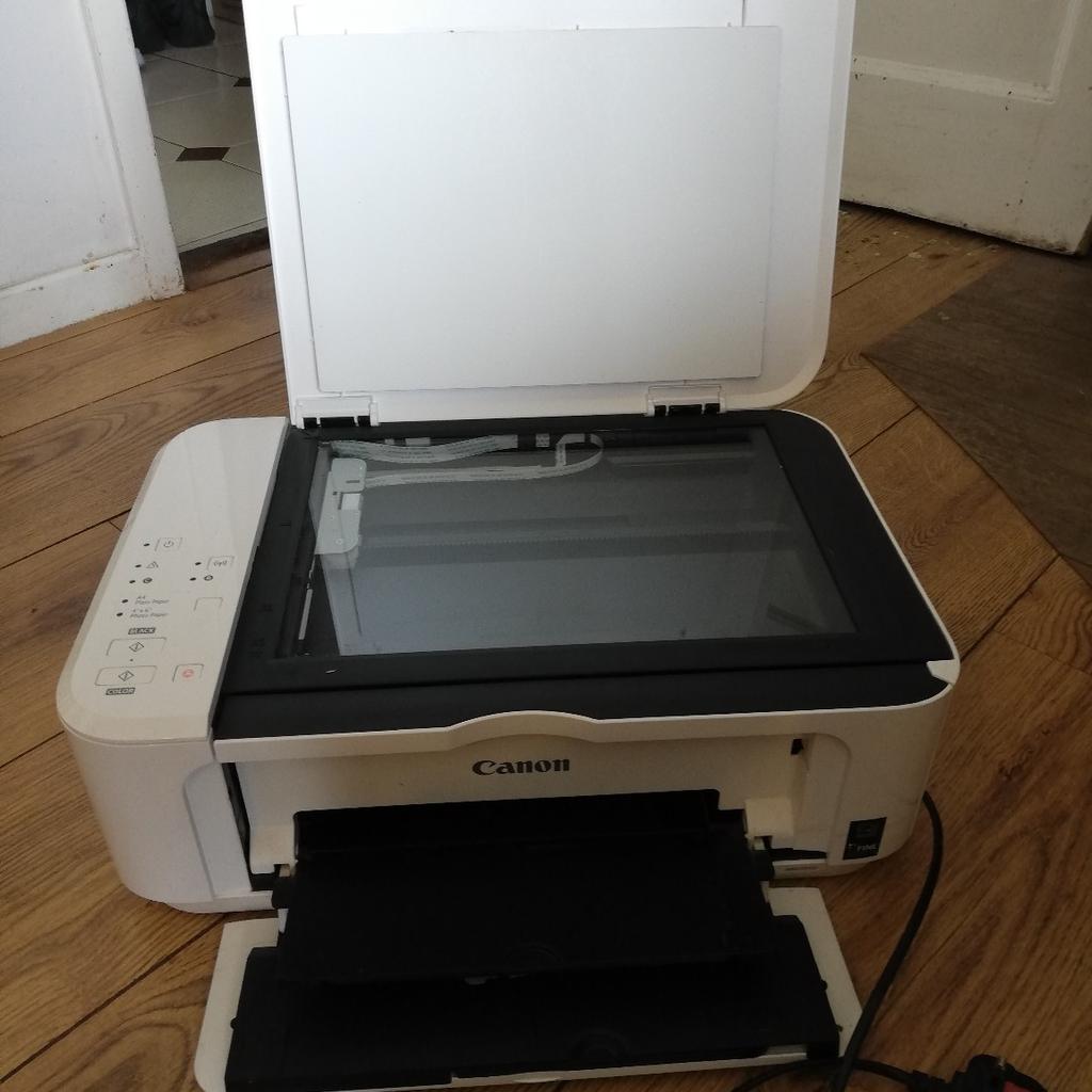 Canon MG 3550 multifunctional printer in WF15 Kirklees for £12.00 for