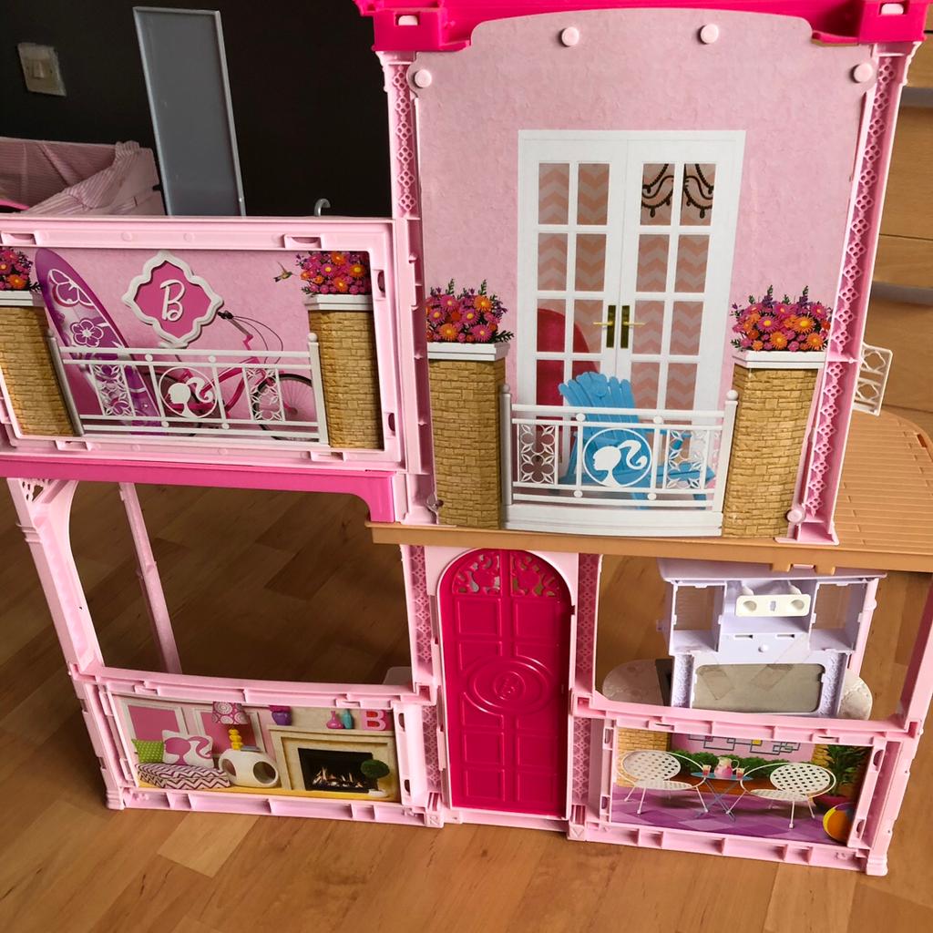 Barbie Mattel Dream House 2014. in E15 London for 10.00 for sale