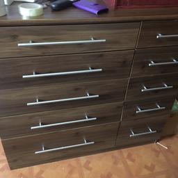 Bedroom chest of drawers great condition