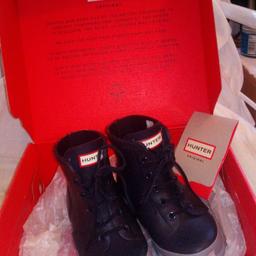 Hunter Boots
Childs size 8
Worn 3/4 times
In original box
Immaculate
No wear at all
Will post - £2.90
Thanks