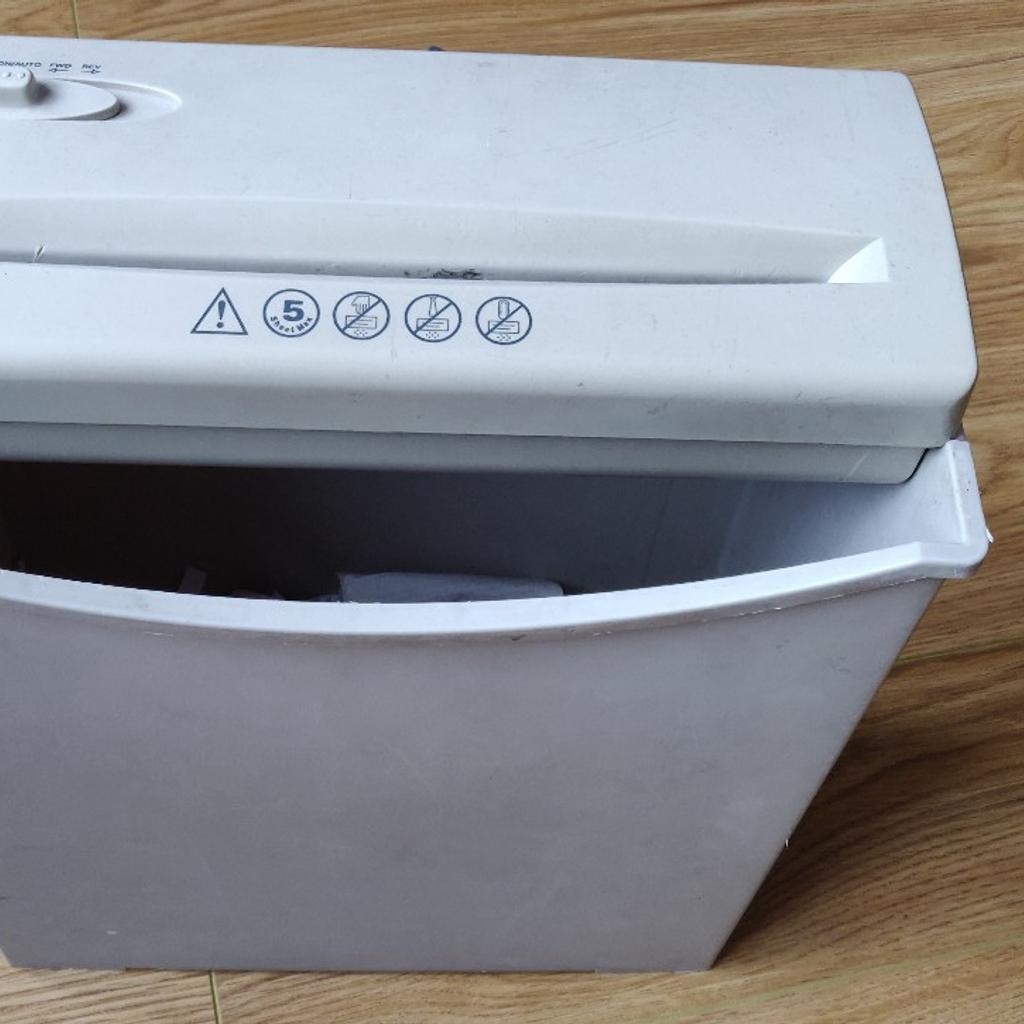 Compact Shredder.

Does the job.