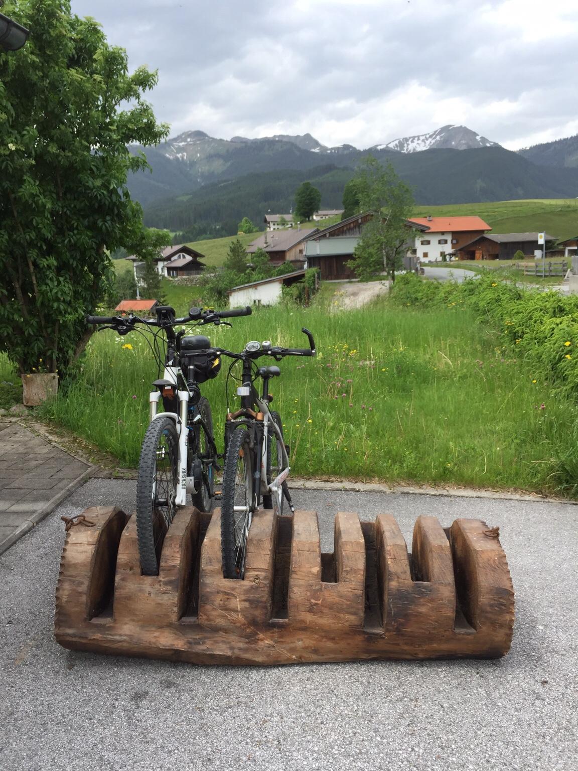 Fahrradstnder aus Holz in 6215 Gemeinde Achenkirch fr 160,00  zum  Verkauf | Shpock DE