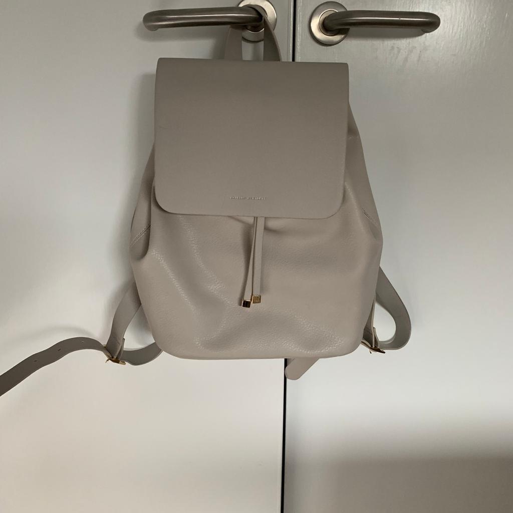 Estella Bartlett rucksack in N1 Islington f r 20 00 zum Verkauf