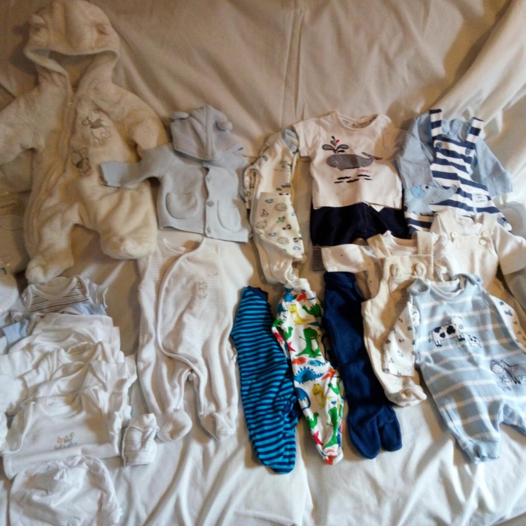 BUNDLE 20+ BOYS CLOTHES. TINY BABY in SK3 Stockport für £ 20,00 zum