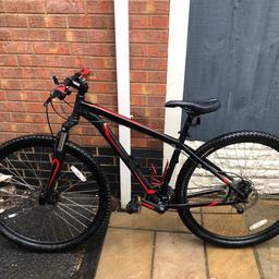Here is my specialized hard rock sport. It has hydraulic tektro brakes lock out forks 29” wheels this bike has only been ridden a few times and is like new. Grab a bargain £160