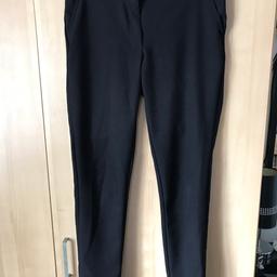 New look size 8 black slim fit trousers in black 
Excellent condition 
Collection selston 
Please look at my other items 😊
