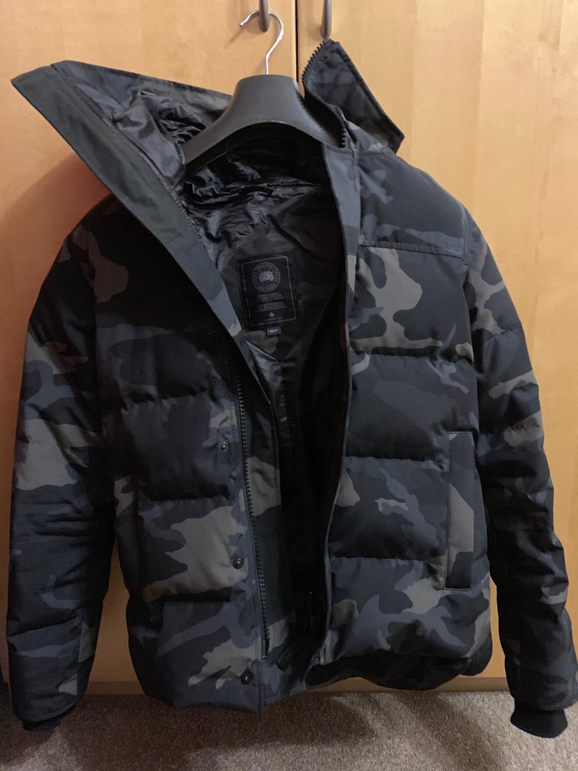 Certilogo hot sale canada goose