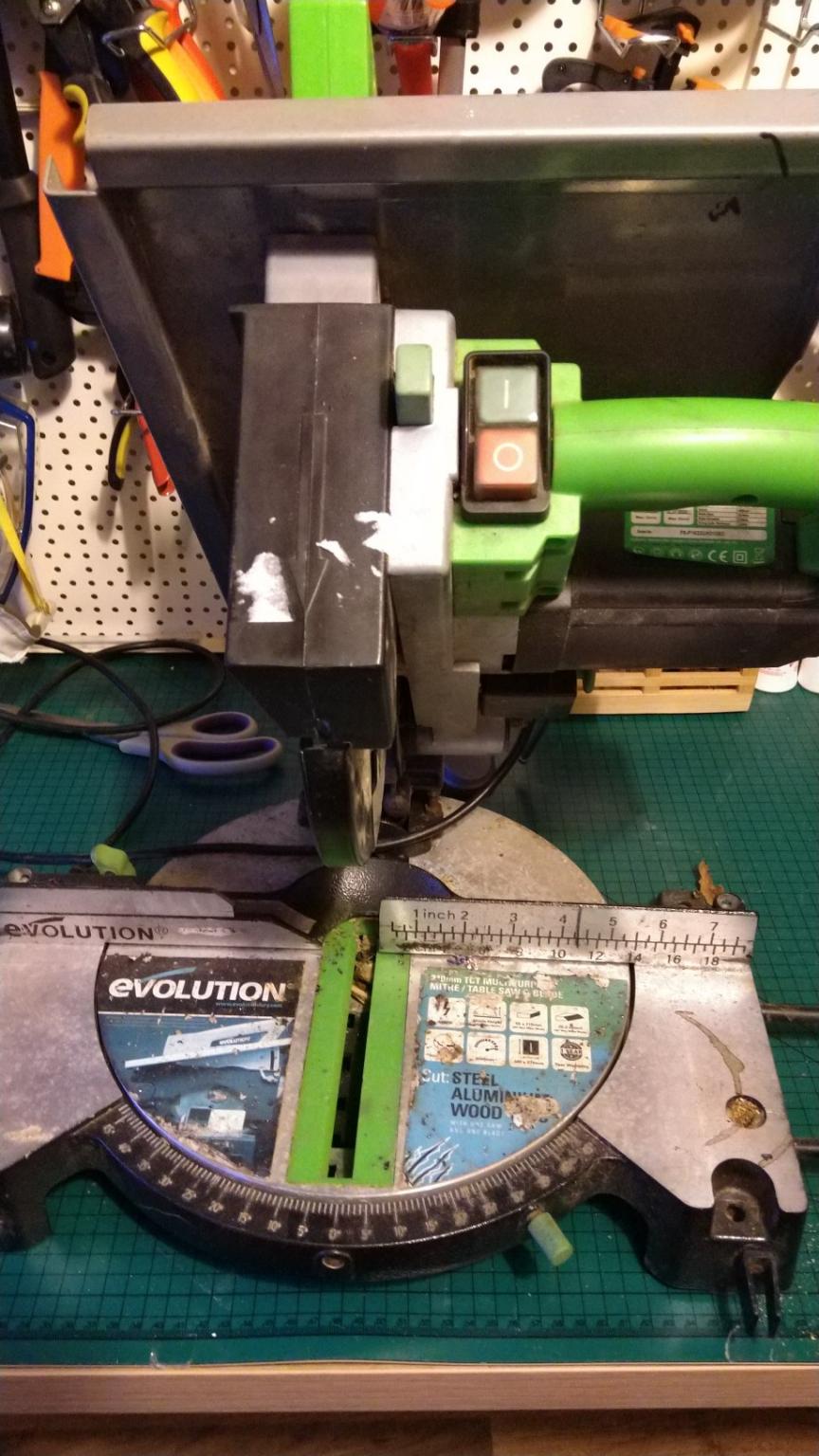 evolution fury 6 mitre and table saw in B24 Birmingham for £30.00 for sale Shpock