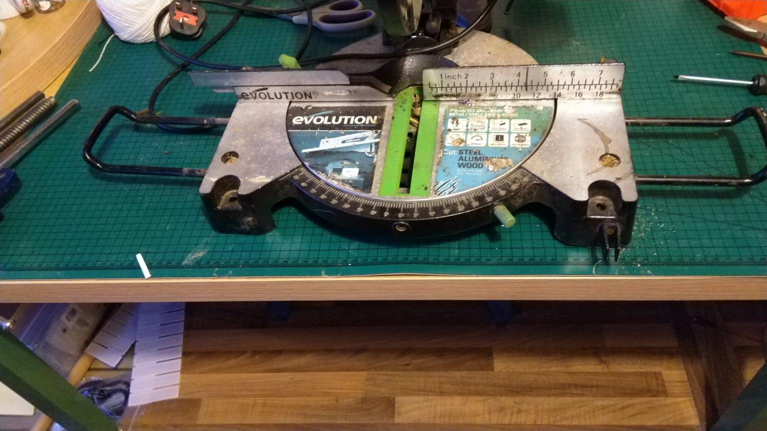 evolution fury 6 mitre and table saw in B24 Birmingham for £30.00 for sale Shpock