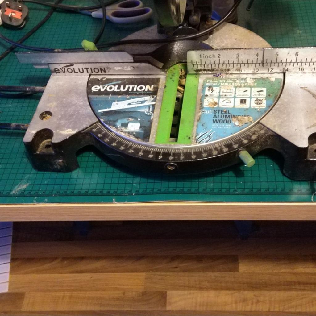 evolution fury 6 mitre and table saw in B24 Birmingham for £30.00 for sale Shpock