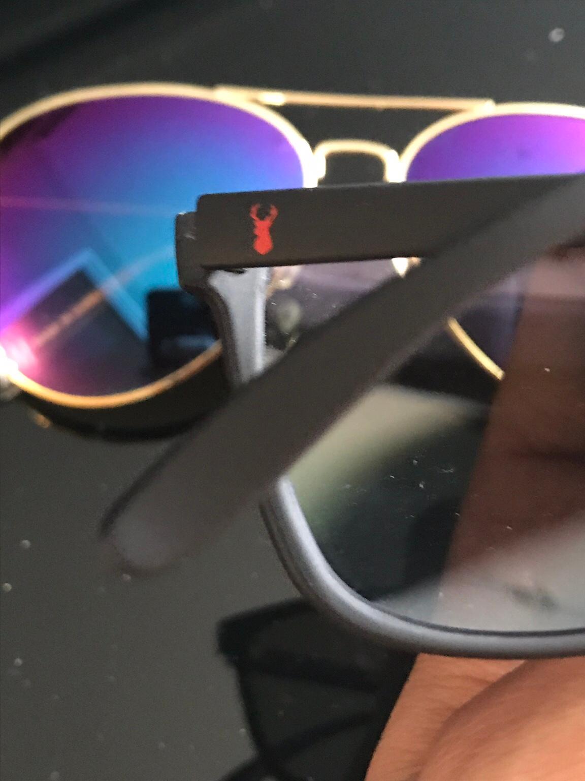 Sunglasses in LS15 Leeds für 5,00 £ zum Verkauf Shpock DE
