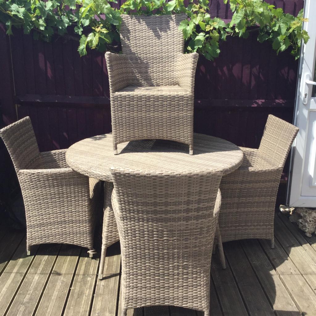 Rattan garden furniture table and chairs in BN23 Eastbourne for £50.00