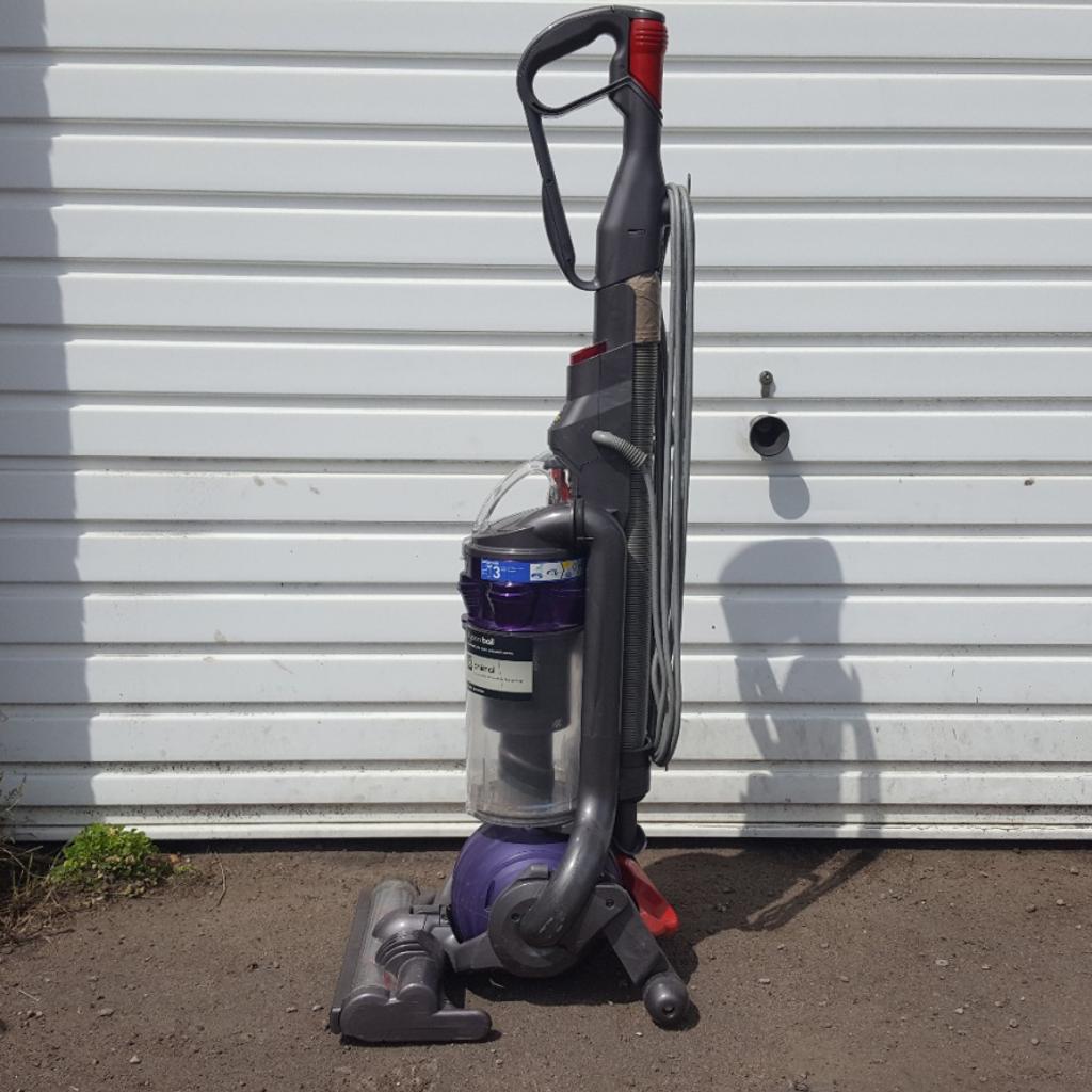 Dyson DC25 Animal Upright Bagless Vacuum Mc in TN23 Ashford for £55.00