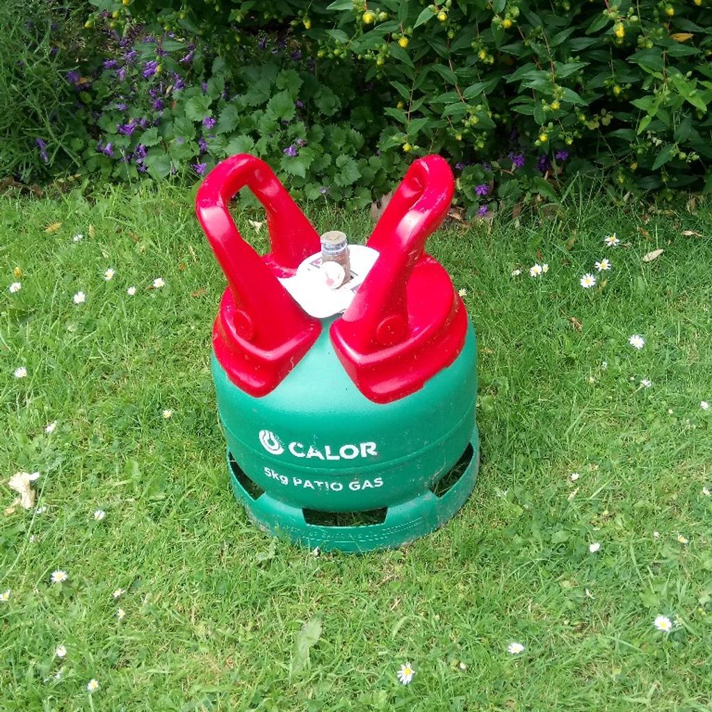 calor 5kg patio gas more than half full in S70 Barnsley für 10,00 £ zum