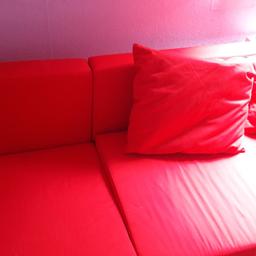 Eck Couch rot zum ausziehen
Top Zustand
Ikea
Nur Abholung o.Rücknahme