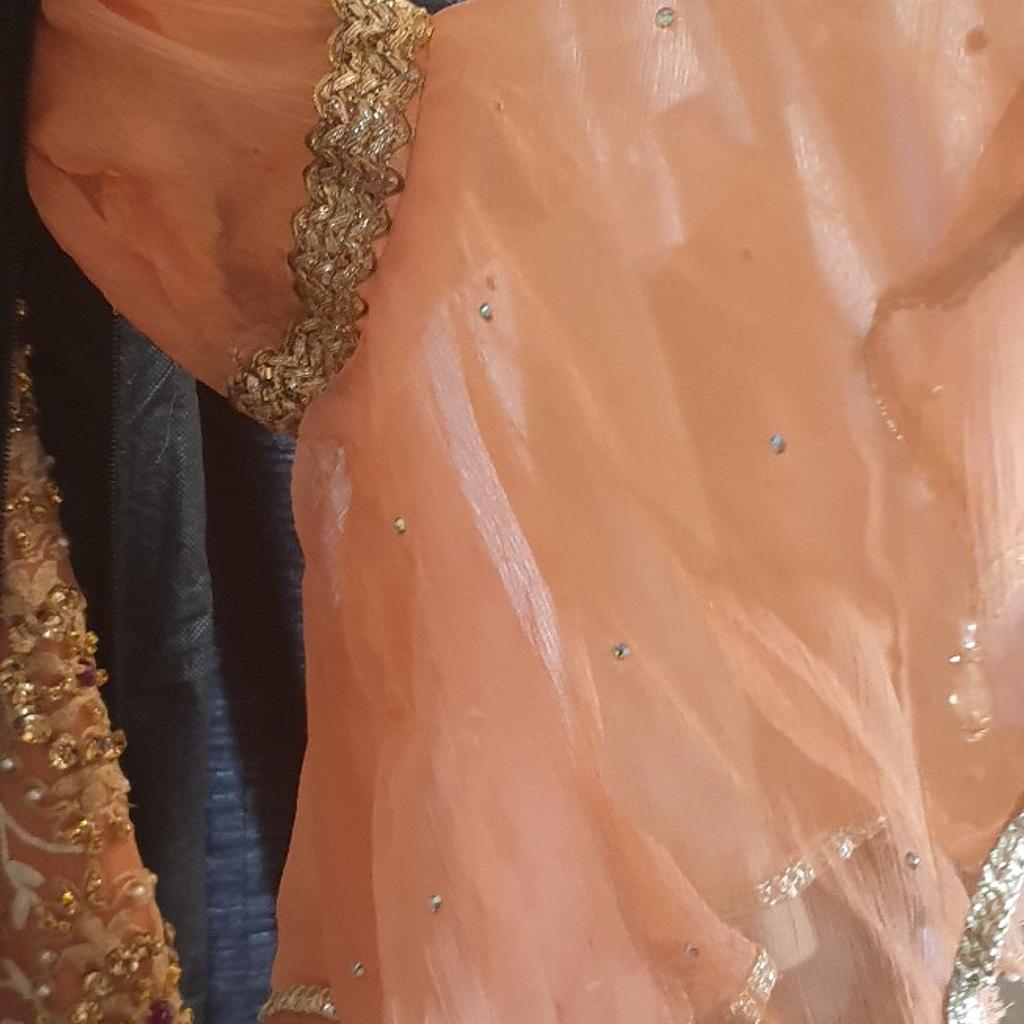beautiful readymade suit with flary arms only wore 2 hours selling for £40 for all occasions weddings ...parties message me if interested original price £100 size 10 thanks x