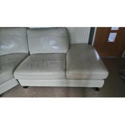 Italian leather 
Corner sofa in good condition 
No marks 
No rips 
Very nice an comfortable 
Can arrange delivery free if local