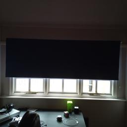 72" width / 77 drop. Black out roller blind. Ex condition only been up a year.