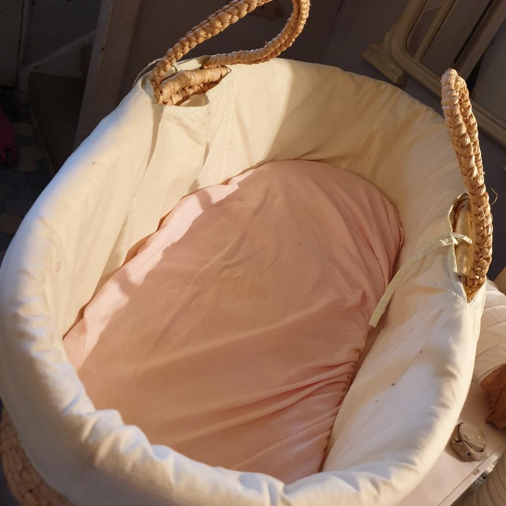 moses basket in SW8 London für £ 15,00 zum Verkauf Shpock AT
