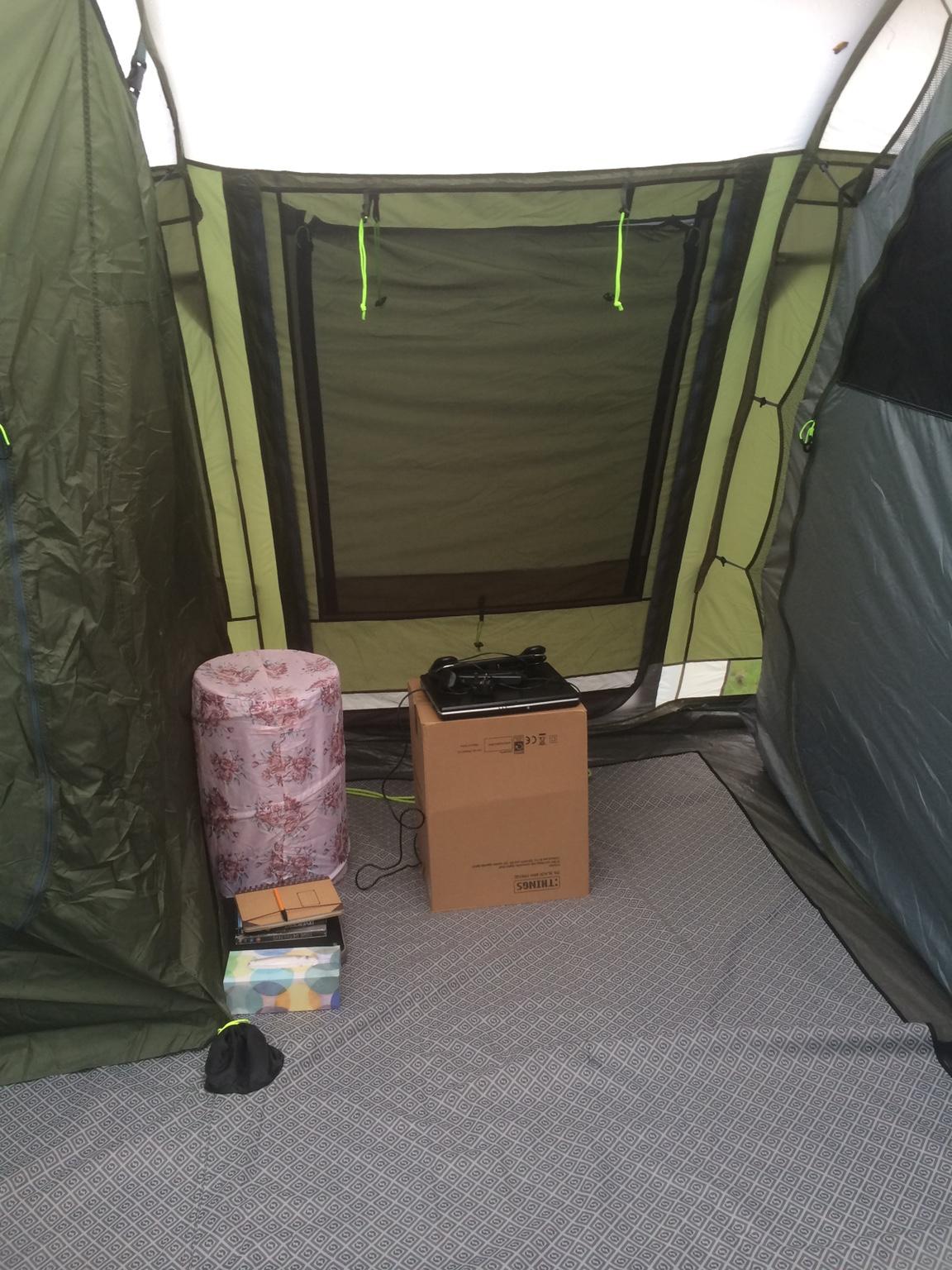 Outwell Vermont XL Tent. Sleeps 8 people in WC1H Camden for £400.00 for