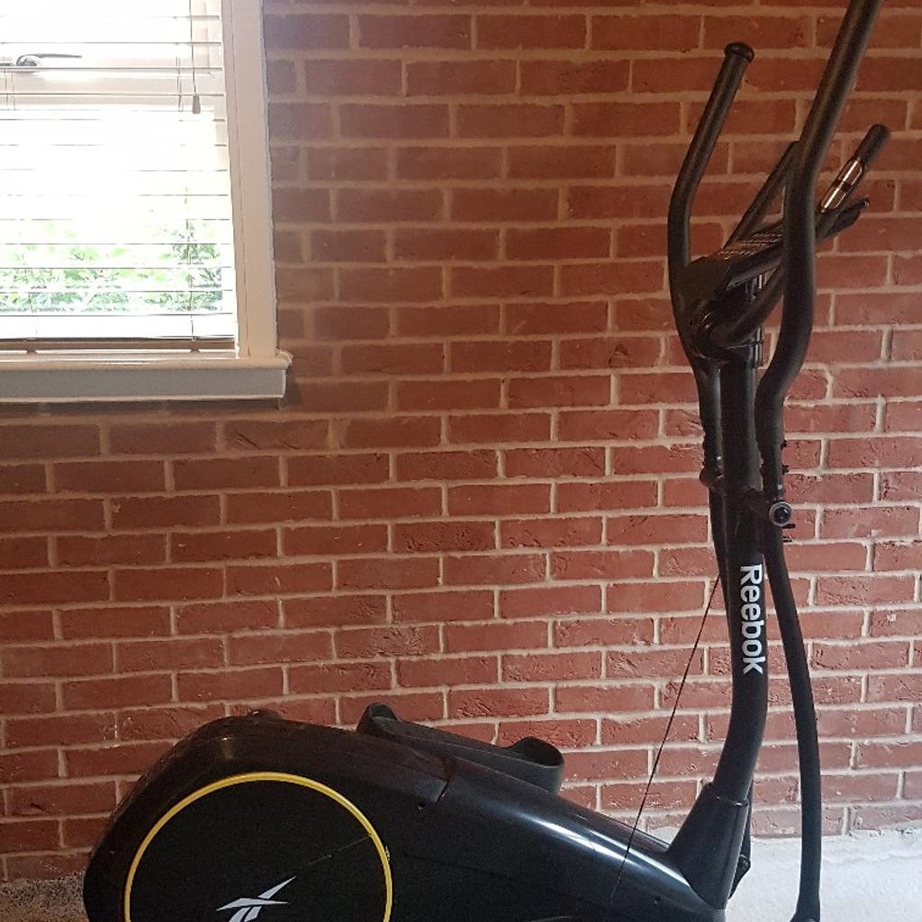 Reebok ZR8 Elliptical cross trainer in NW7 for £90.00 for sale